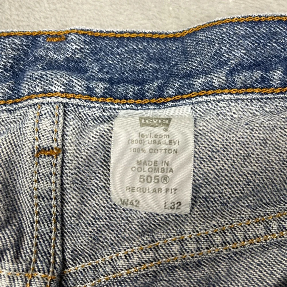 Vintage Levi's 505 Jeans Mens 42x32 (39x32) Blue Denim Regular Fit Straight Leg